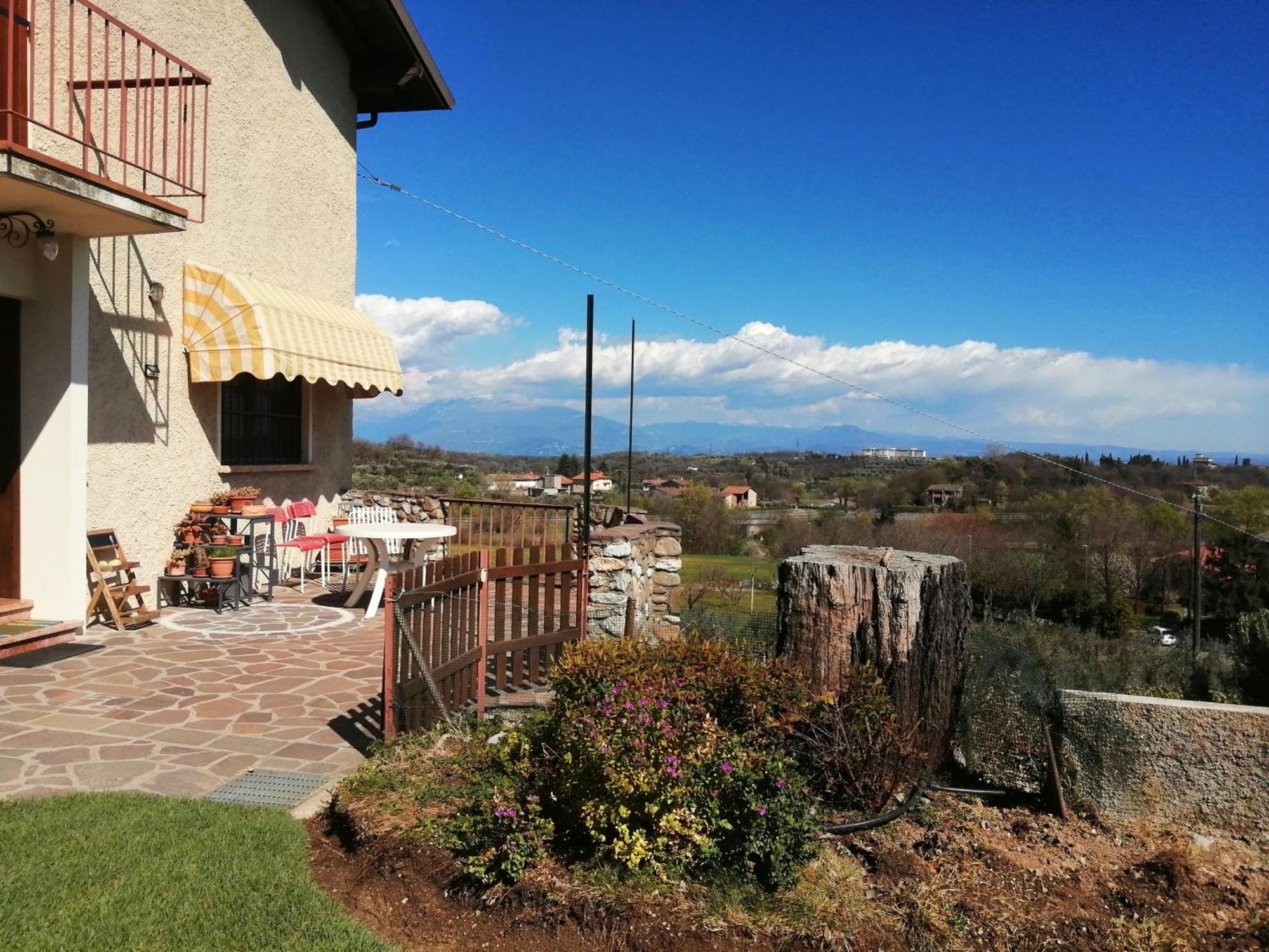 Hill House Appartement Lonato Buitenkant foto